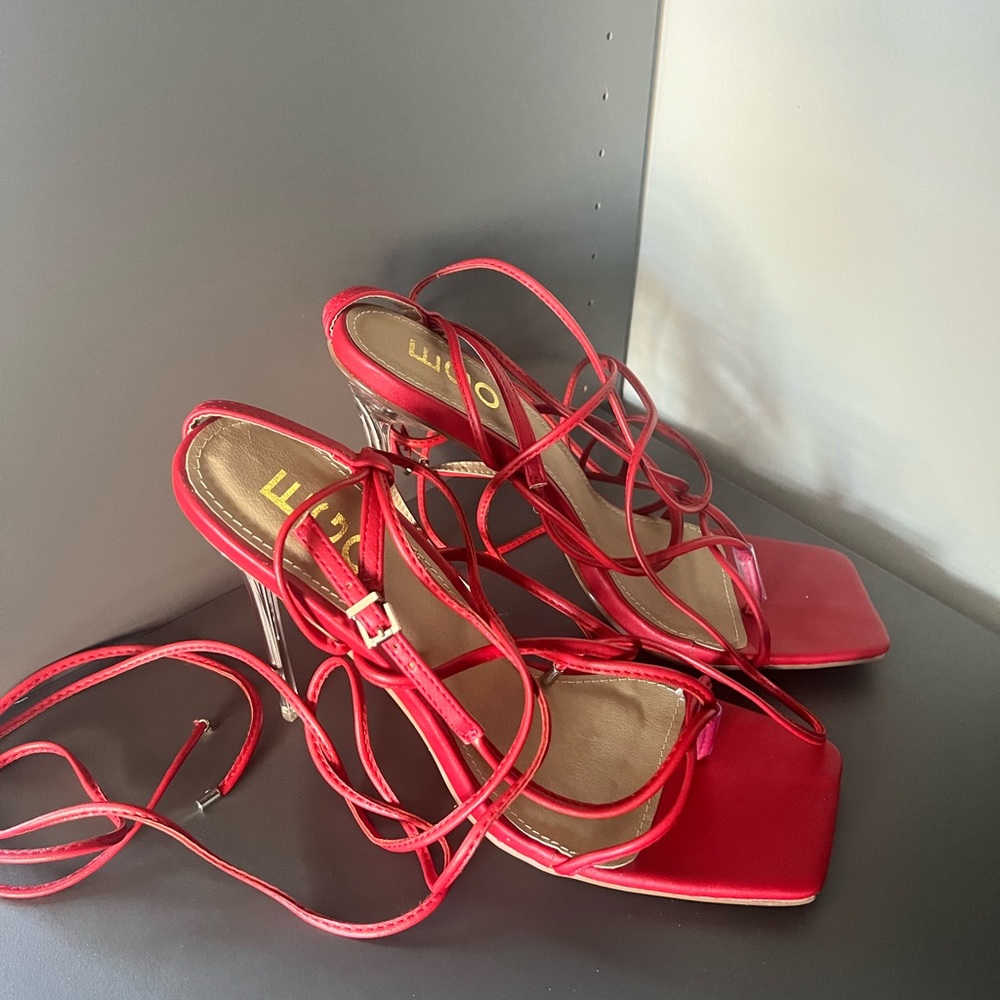 *BRAND NEW* EGO STRAPPY SANDALS W/ PERSPEX HEEL